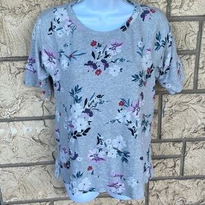 Loft Gray floral tee Jersey Comfy Casual Material Size XS